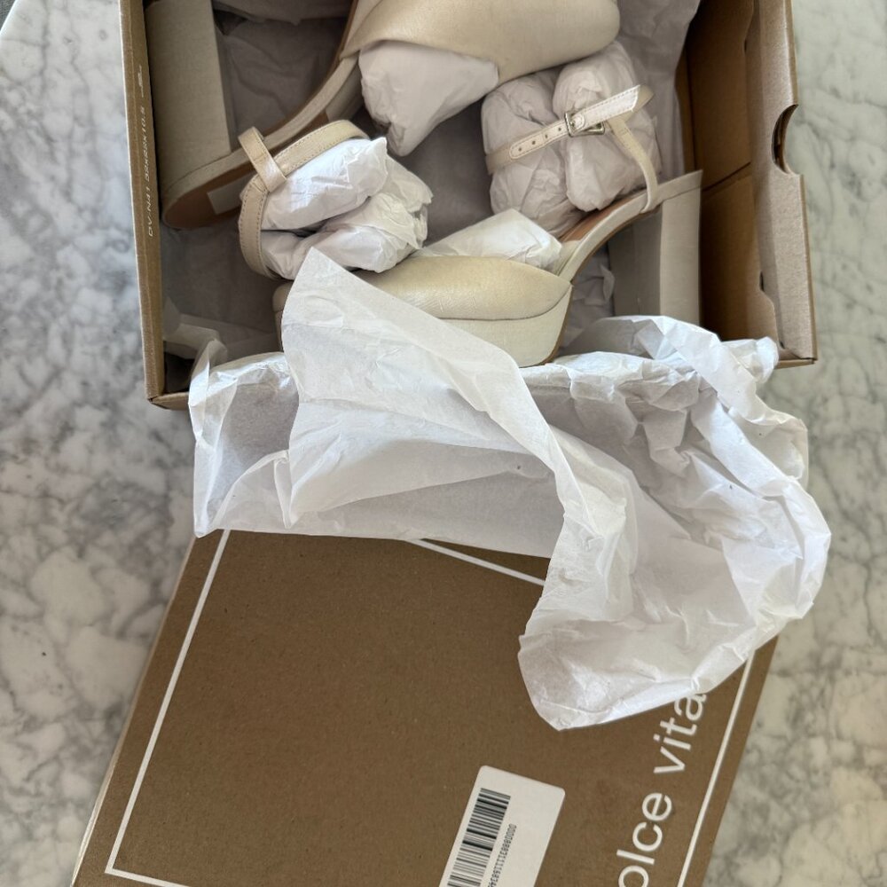 Dolce Vita CLAUD heels NEW size 8 - Picture 8 of 8